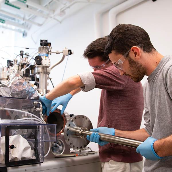 Physics lab in CoorsTek Center